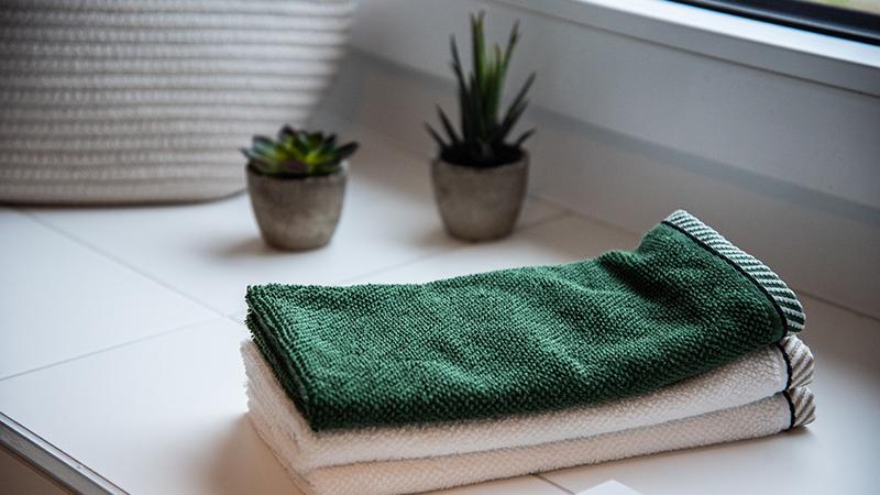 Is Sharing Always Caring? Is Sharing Towels hygienic? – EverydaySpecial